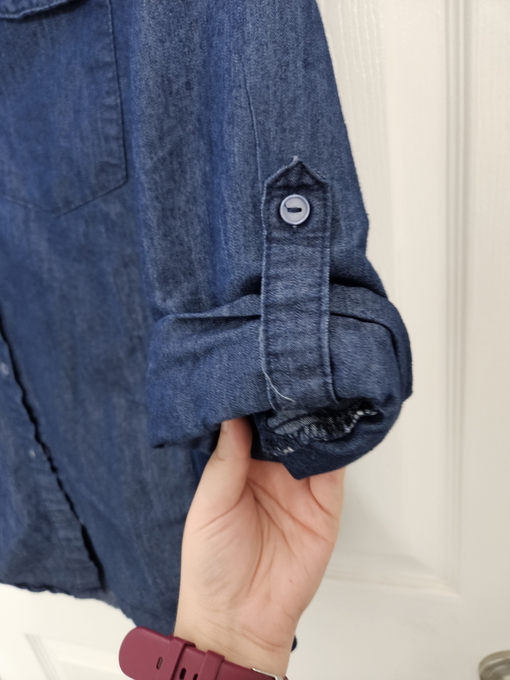 Cavalini Denim Button-Up Shirt with Roll-Tab Sleeves - Blue size large - Picture 8 of 9